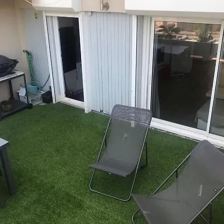 3 Bedroom With Seaview 라시오타